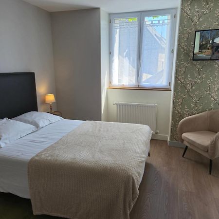 Le Beaugency Hotel Luaran gambar