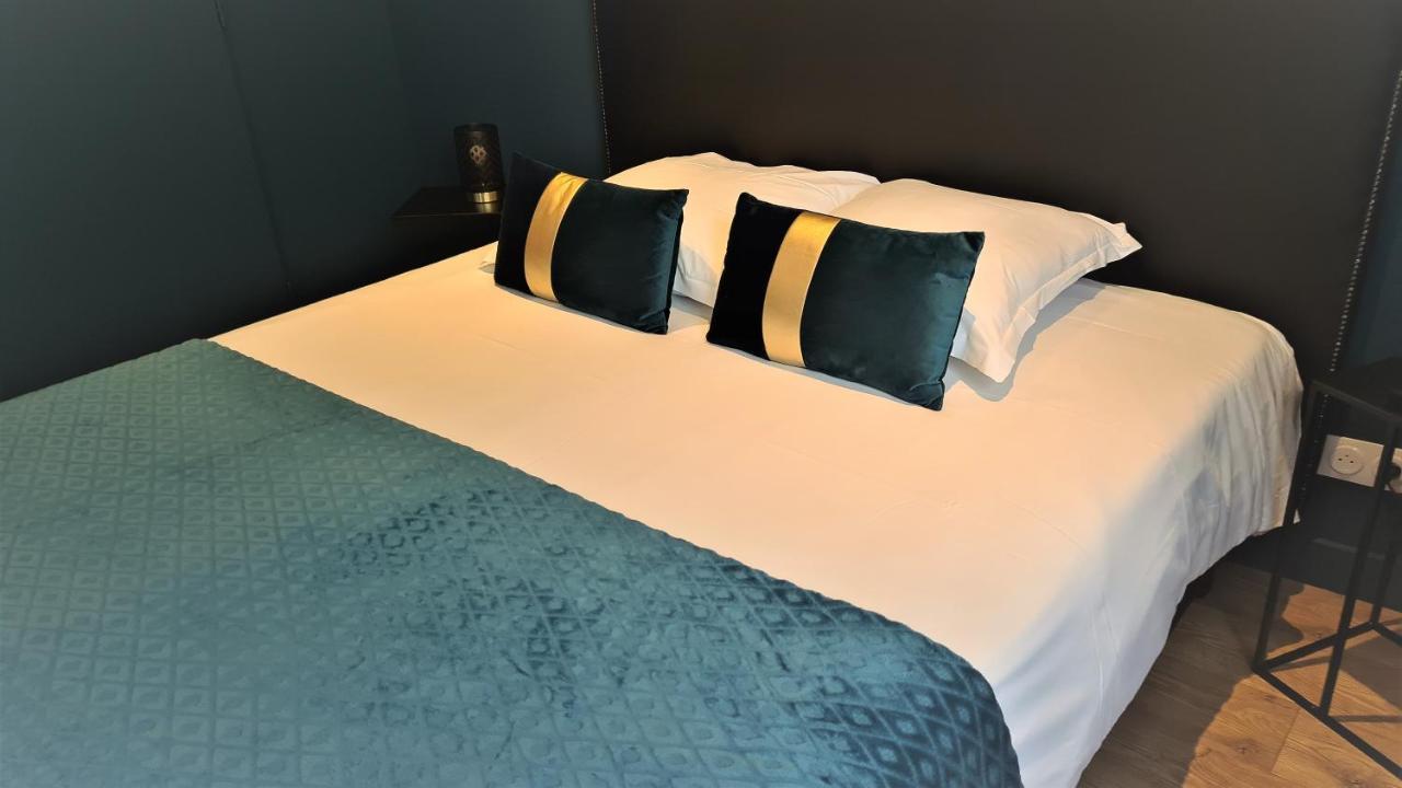 Le Beaugency Hotel Luaran gambar