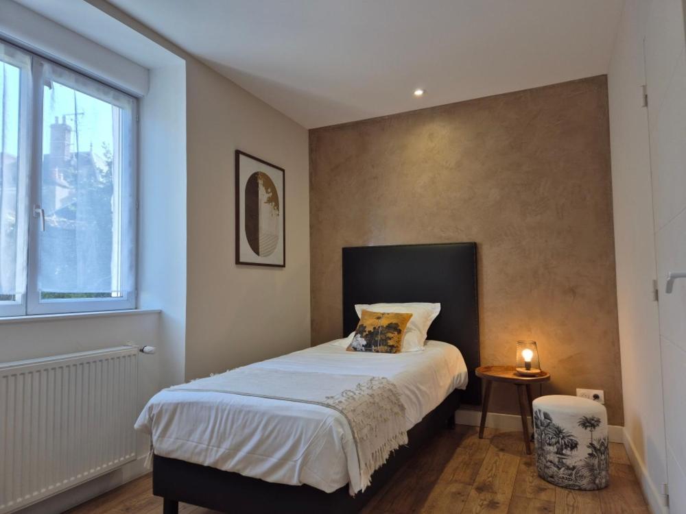 Le Beaugency Hotel Luaran gambar