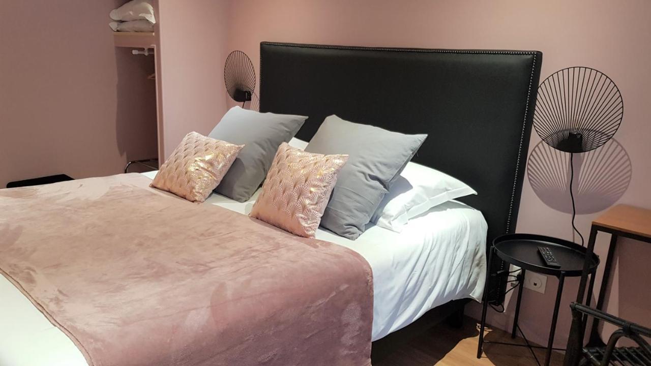 Le Beaugency Hotel Luaran gambar