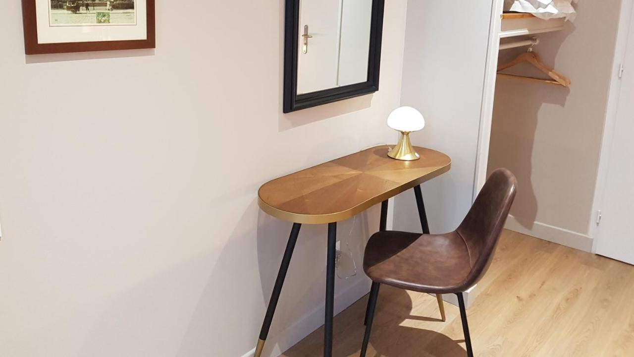 Le Beaugency Hotel Luaran gambar
