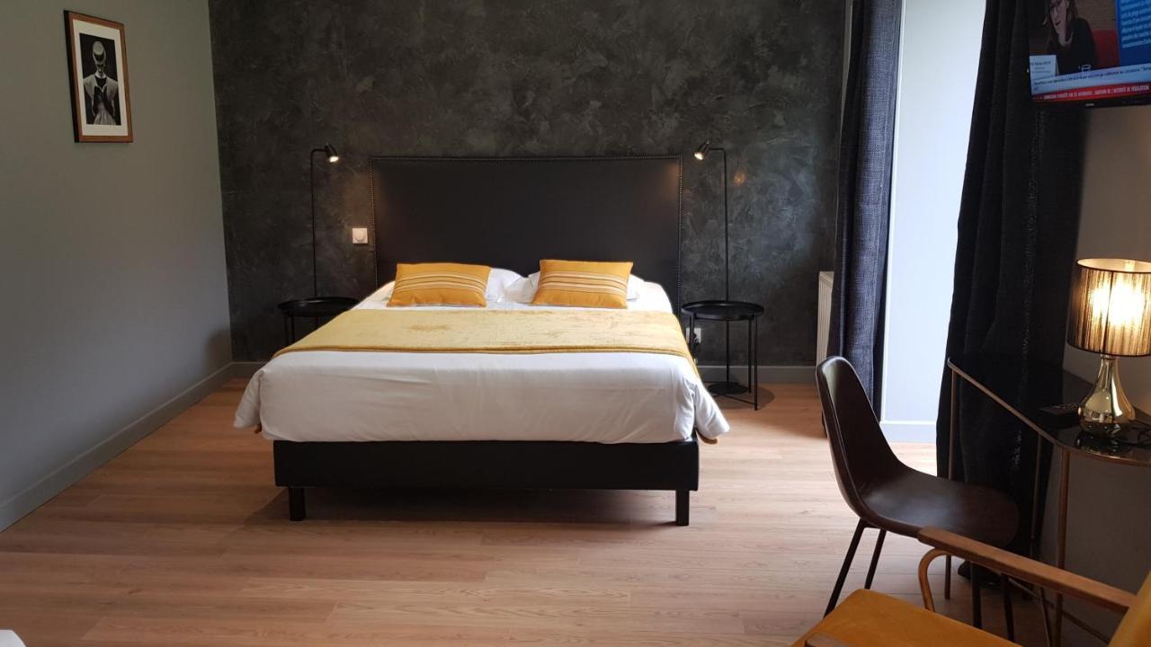 Le Beaugency Hotel Luaran gambar