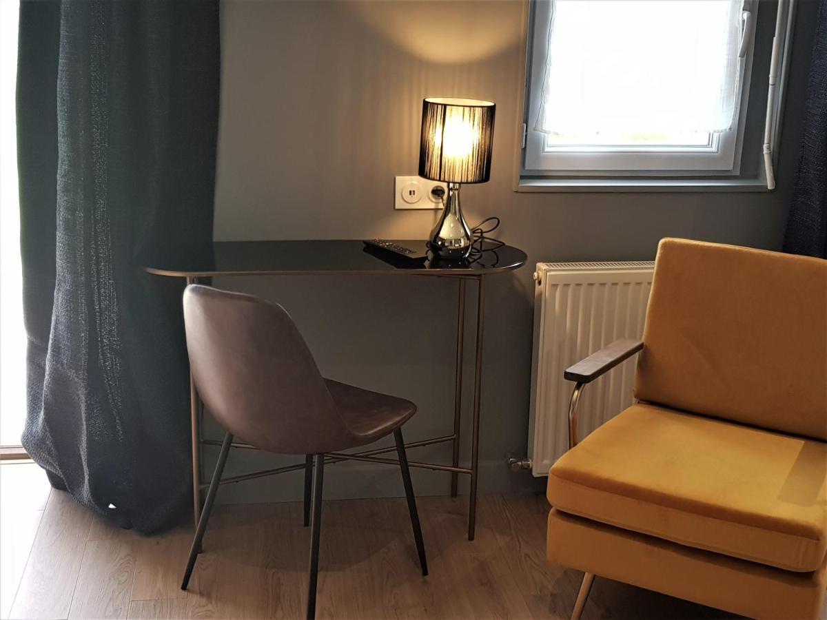 Le Beaugency Hotel Luaran gambar