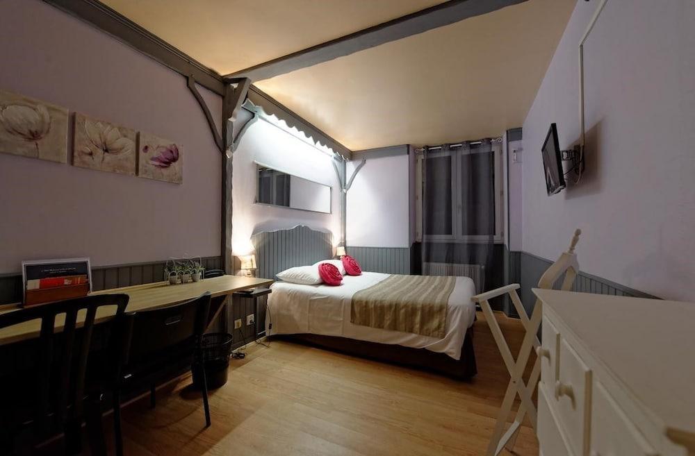 Le Beaugency Hotel Luaran gambar